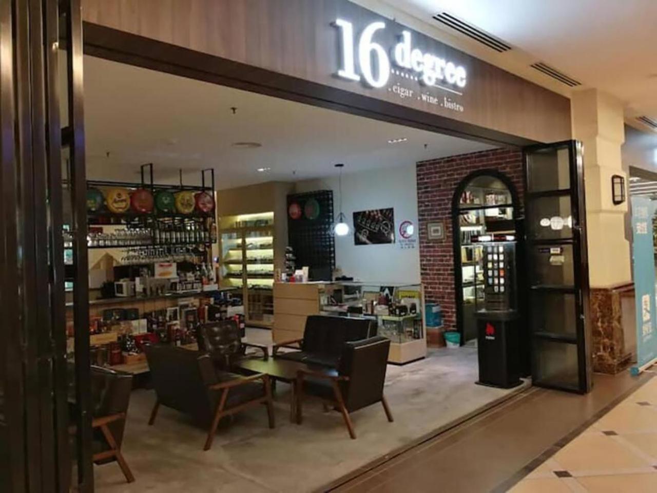 Tree Premier Suite Strait Quay Luxury Marina Suite Tanjung Tokong المظهر الخارجي الصورة