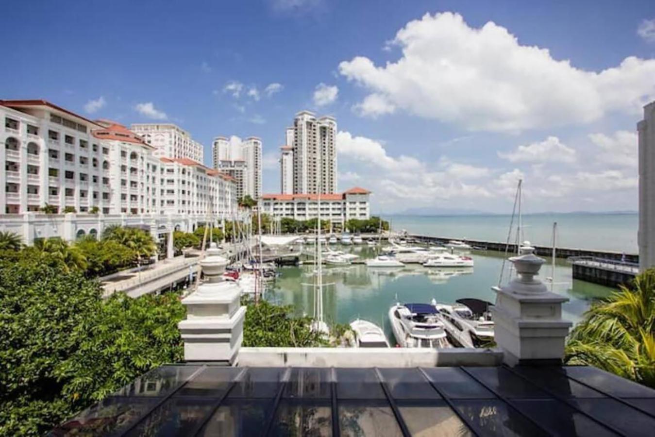 Tree Premier Suite Strait Quay Luxury Marina Suite Tanjung Tokong المظهر الخارجي الصورة